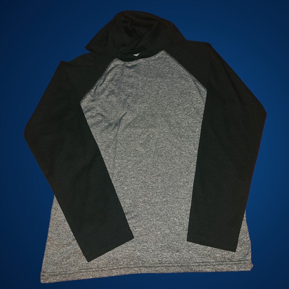 Mens Medium Zone Pro Hooded Long Sleeve Activewear Shirt